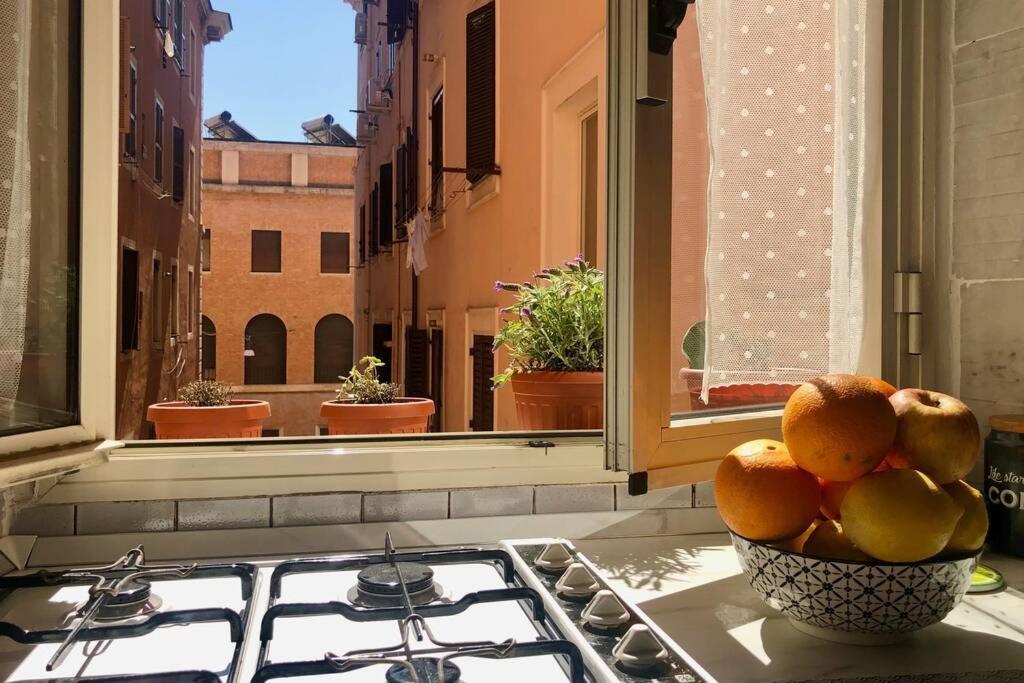 Vlad House, Close The Colosseum ローマ エクステリア 写真